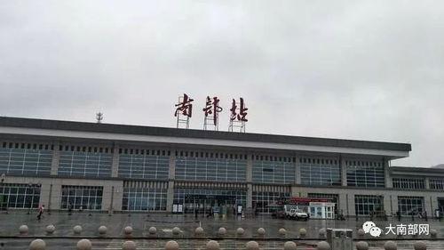 万宁火车站爆料视频播放,现场实况引人关注